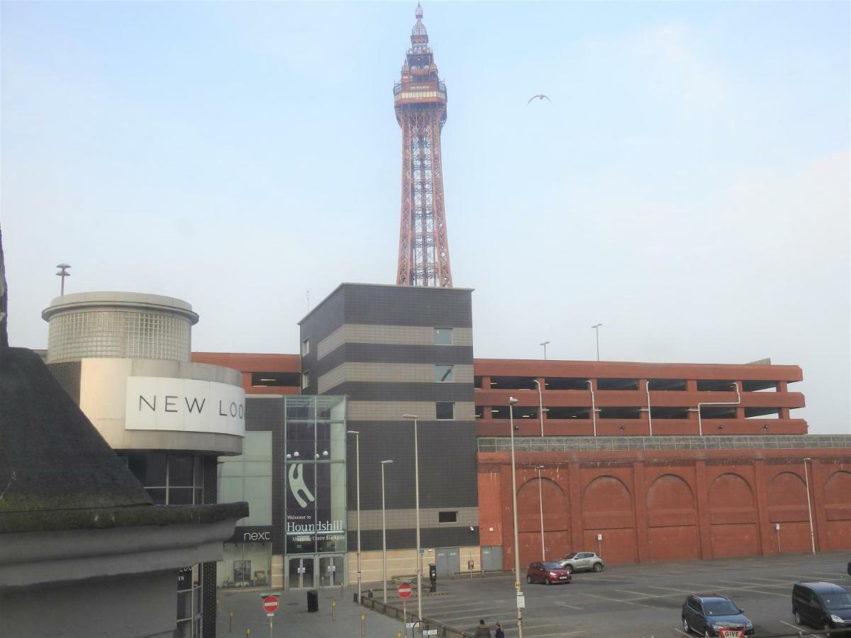 Backpackers Blackpool Hotel & Suites Exterior photo